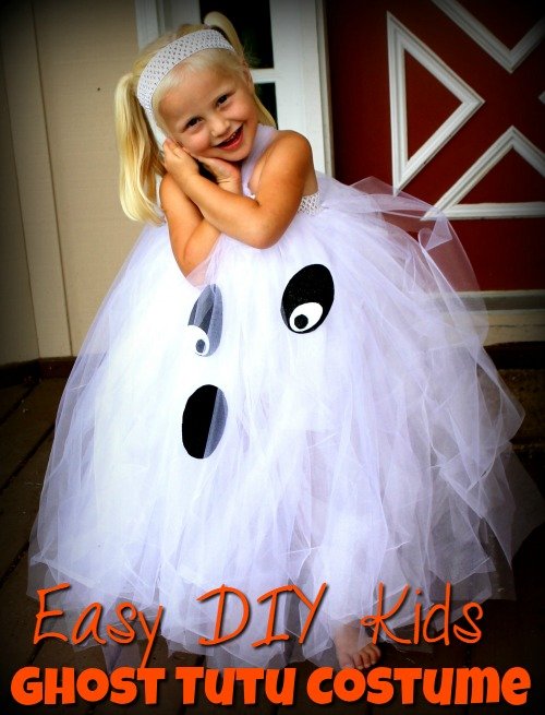 Looking for super easy kids ghost costume? This isn't your typical toss a sheet and cut to eye holes costume. This is an easy DIY kids ghost tutu costume.