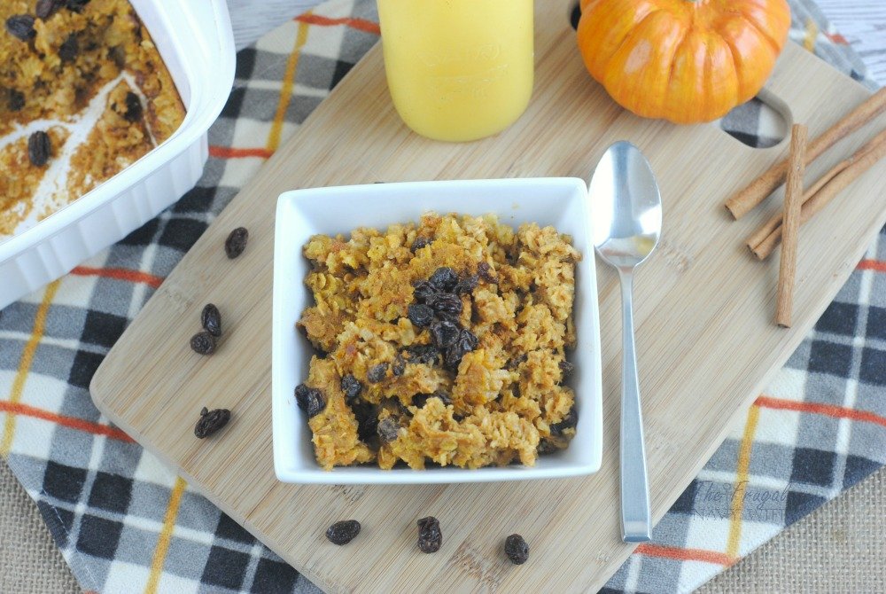 Fall is the perfect time for warm baked pumpkin oatmeal. It's an easy recipe & perfect on a cold morning and satisfies every pumpkin spice lovers craving. Check it out now!