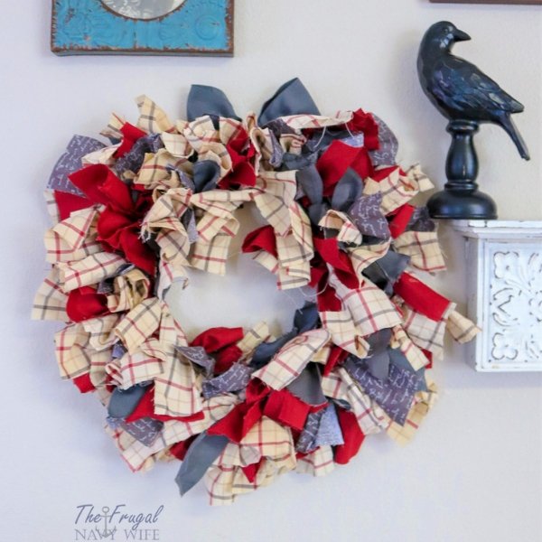 Let me show you how to do this super simple Farmhouse Rag Wreath DIY. This is home decor at its finest and it won't cost you an arm and a leg. #diy #ragwreath #wreathdiy #frugalnavywife | Wreath Crafts | DIY Wreaths | Farmhouse Decor | Farmhouse Wreath | Home Decor | Wreaths