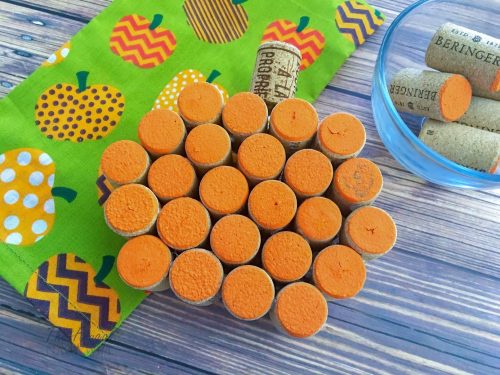 DIY Wine Cork Craf Pumpkin