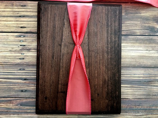 Some of my favorite DIY decor is for summer and spring. This fabric cross on wood can transition from spring to Easter. See how easy it is!