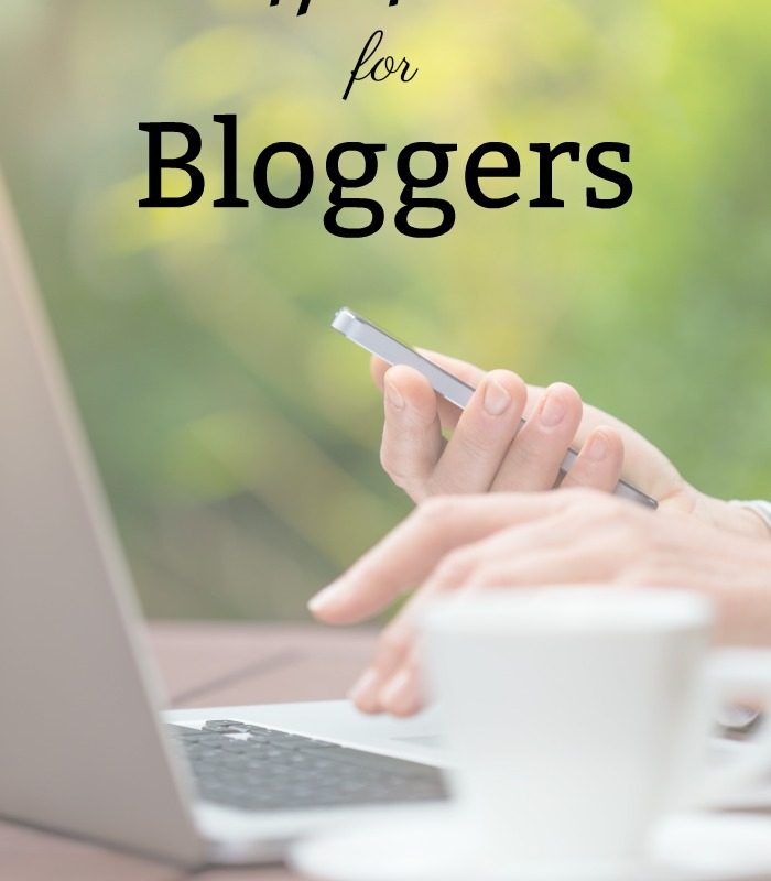 12 Gifts for Bloggers They Will Love