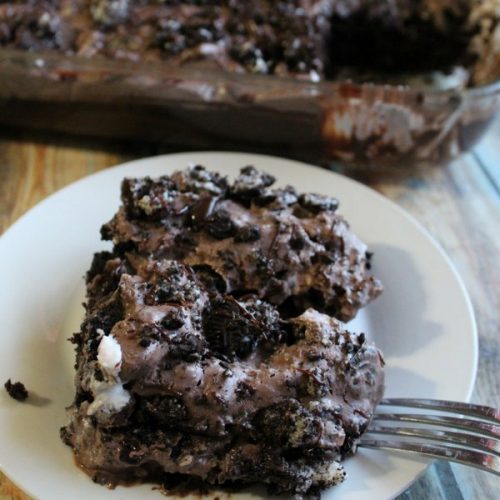 Oreo Dirt Pie is the most addicting thing in the world. Don't Believe me? Give it a try. This pie will leave you wanting more so make 2 just in case. #oreo #pie #chocolate #dessert #frugalnavywife | Dessert Recipes | Oreo Recipes | Pie Recipes | Chocolate Recipes