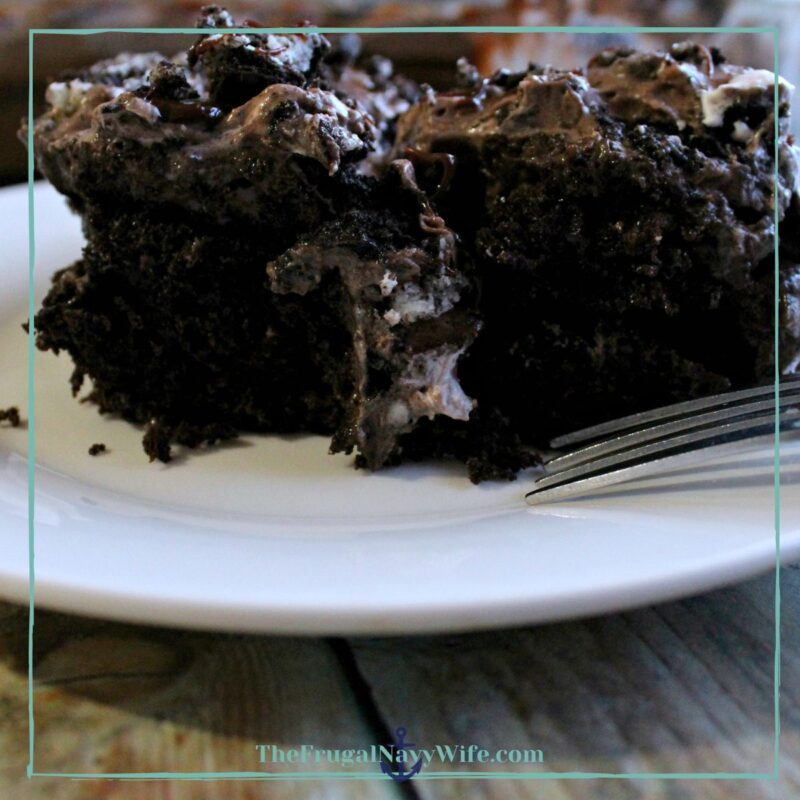 The Most Addicting Oreo Dirt Pie Recipe