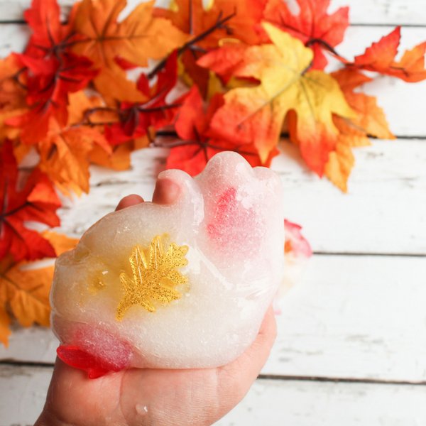 My kids love slime sometimes a little much. We are getting ready for fall so made this borax free fall slime. Its super easy and fun! #slime #frugalnavywife #fall #autumn #kidsactivity | Easy Kids Activity | Slime Recipe | Fall Kids Activity | Borax Free Slime
