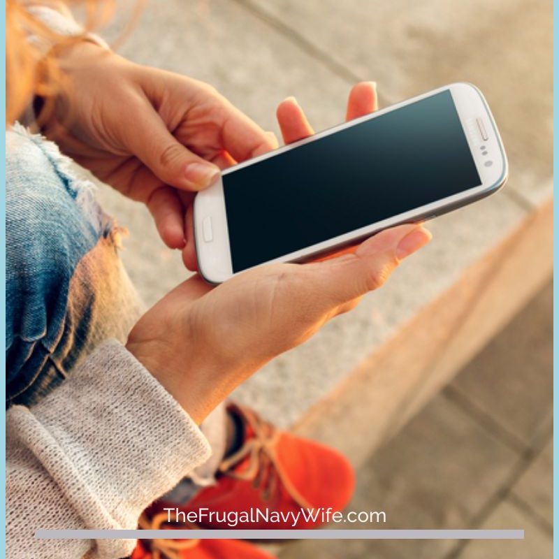 7 Tips on How to Save on Your Phone Bill
