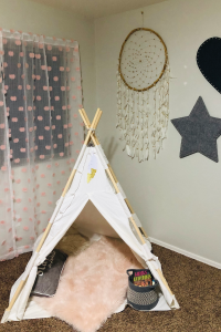 If you are looking for hot items for girls this season, you are in the right place! Use these top items to update your daughter's room. #frugalnavywife #redecorate #girlsroom #teepeetent #bohemian #giftguide | Girls Room Ideas | Preteen Bedroom Decor | Gift Guide | Holiday Gift Guide | Updating Bedrooms |