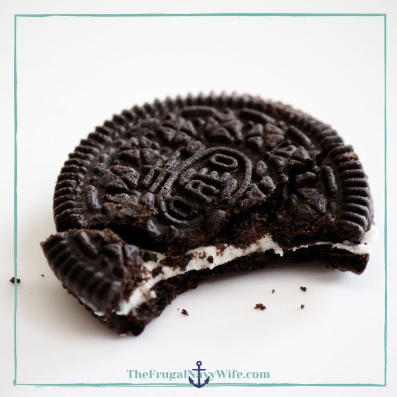 Oreo Baking Pans and Utensils