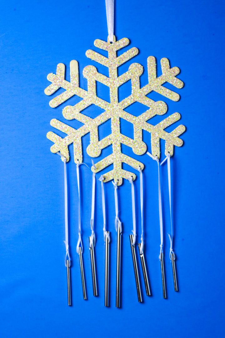 DIY Snowflake Decorations